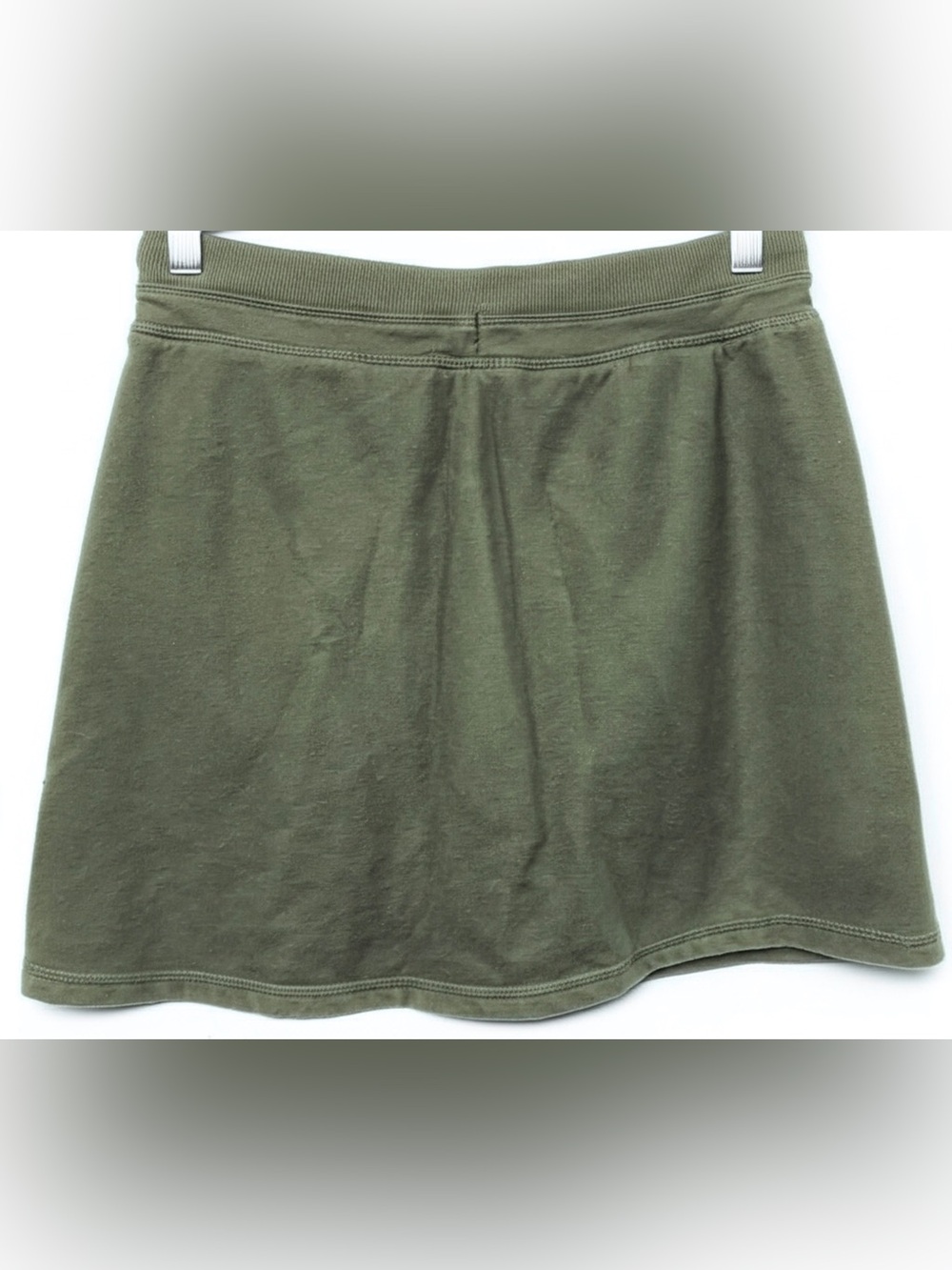 GREEN TEA-Size M- Olive Green, Tie Waist, Double Pockets, Pull-On Skort - Picture 2 of 11